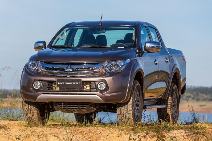  Mitsubishi L200 Triton Sport HPE-S 2018 года  (LA) (фото 21 из 33)